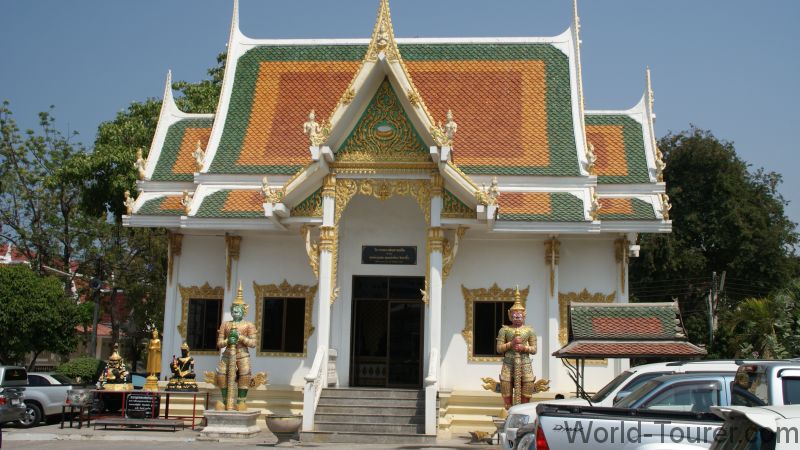 Chai Mongkhon Temple